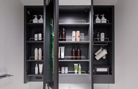 収納棚付三面鏡