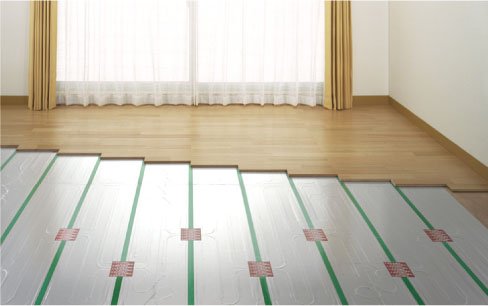ガス温水床暖房