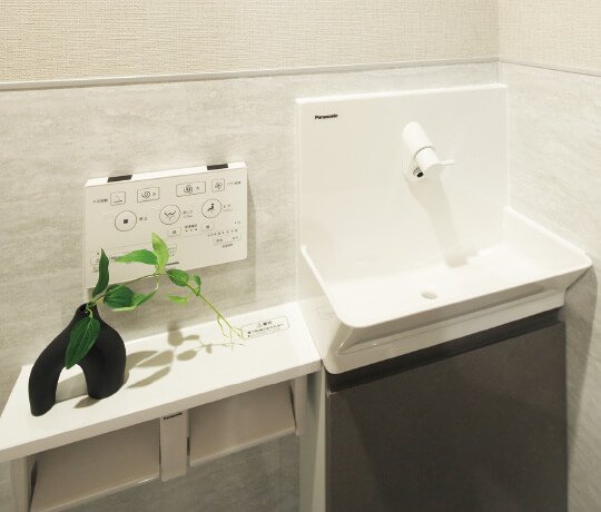 独立型トイレ手洗い