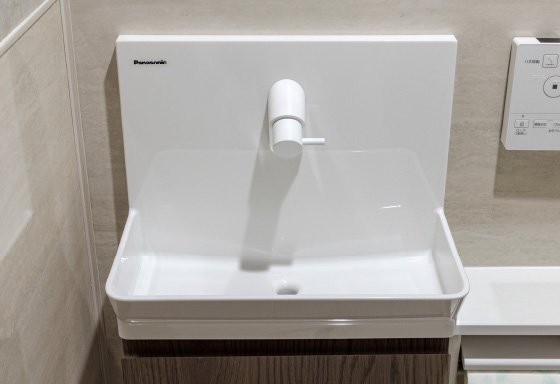独立型トイレ手洗い