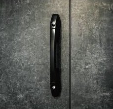プッシュプル玄関ドア