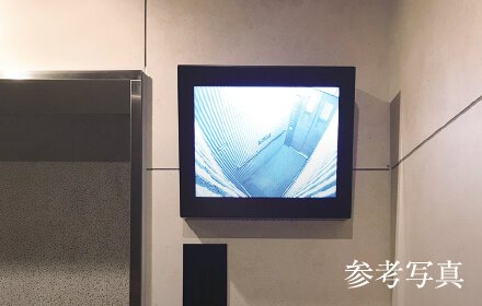 エレベーター前
カラーモニター(1階)