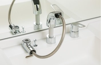 シングルレバーシャワー混合水栓