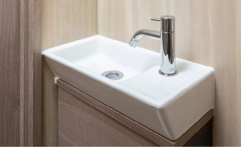 トイレ手洗い器