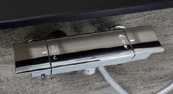 ストレート型カラン