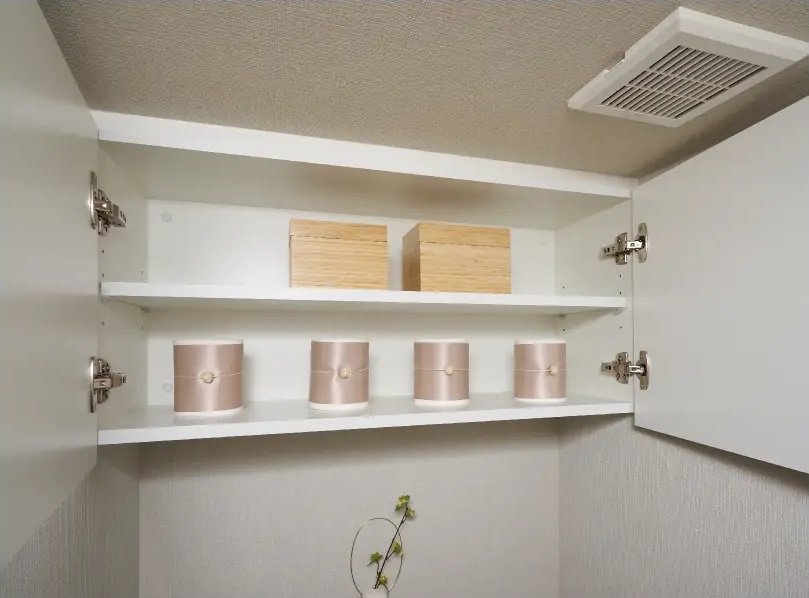 トイレ吊戸棚
