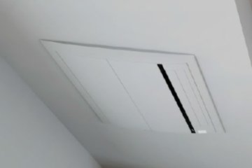 すっきりとした住空間を実現
天井カセットエアコン