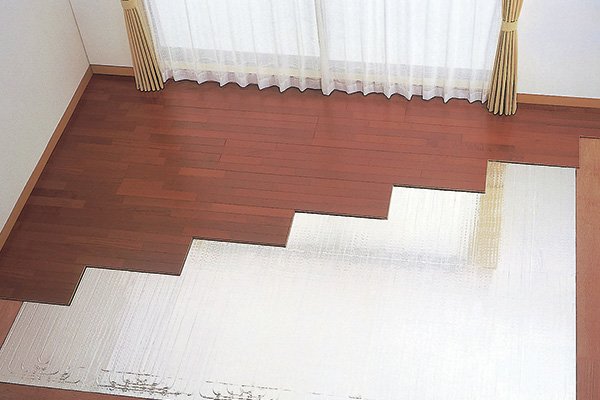 ガス温水床暖房
