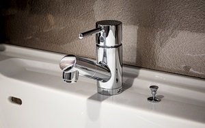 シングルレバー混合水栓