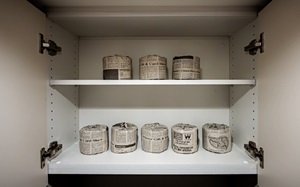 トイレ上部吊戸棚