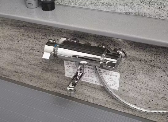 サーモスタット付混合水栓&浴室カウンター