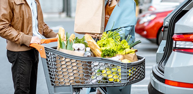 買い物帰りに便利な、敷地内専用カート