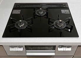 掃除も容易なガラストップのガスコンロ
