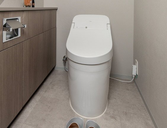 ウォシュレット一体形トイレ