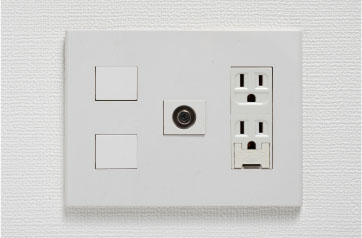 マルチメディアコンセント