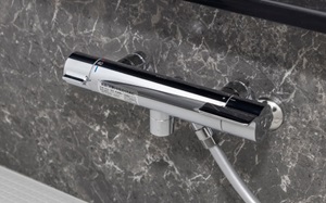 壁付シャワー水栓