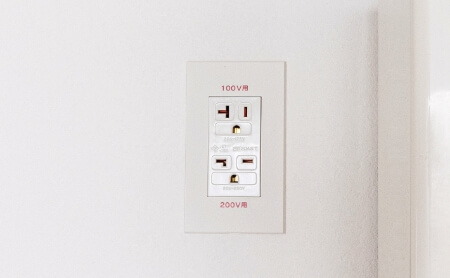 LDKの100V/200V併用
エアコン用コンセント