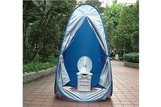 マンホールトイレ