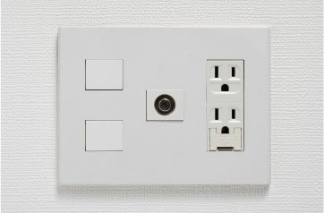 マルチメディアコンセント