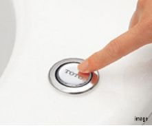 ボタン押すだけの「ワンプッシュ排水栓」