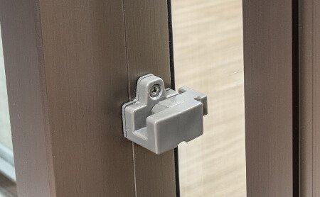 指挟み防止ストッパー