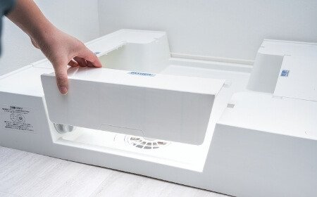 見た目と安全性に
配慮したカバー