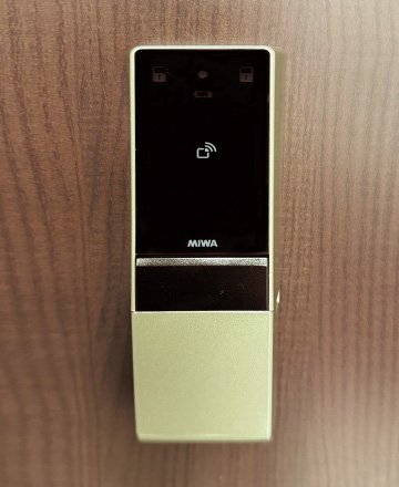 電動サムターンユニット(オプション)