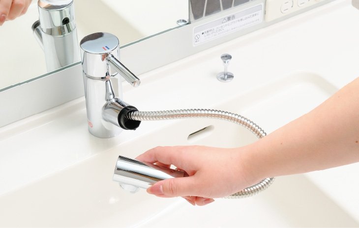 シングルレバーマルチ水栓
