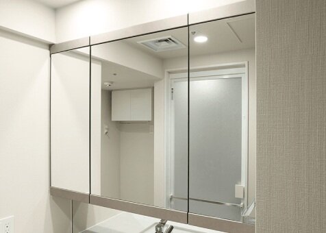 上下オレフィン框付き三面鏡