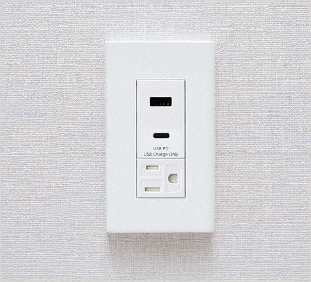 充電用USBコンセント