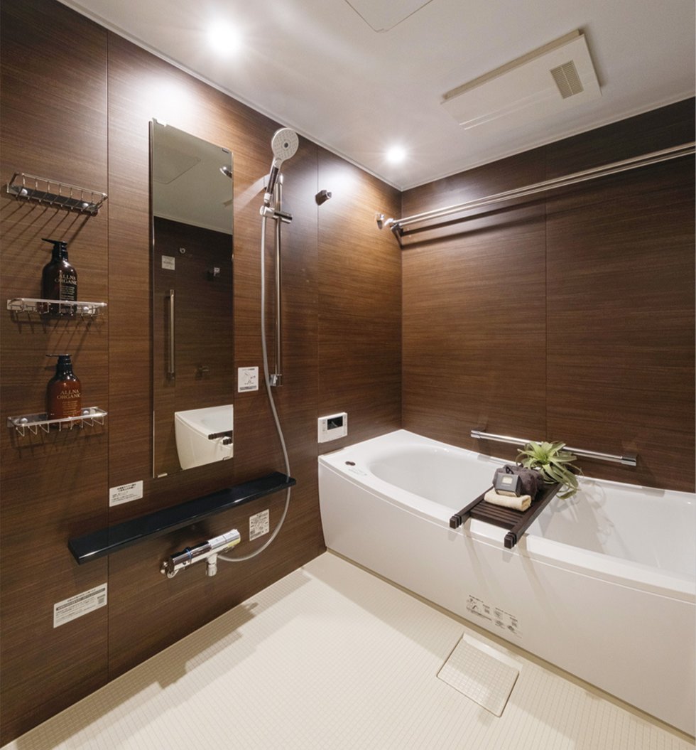 BATHROOM
先進の機能を備えたバスルーム