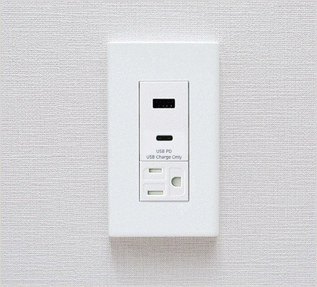 充電用USBコンセント