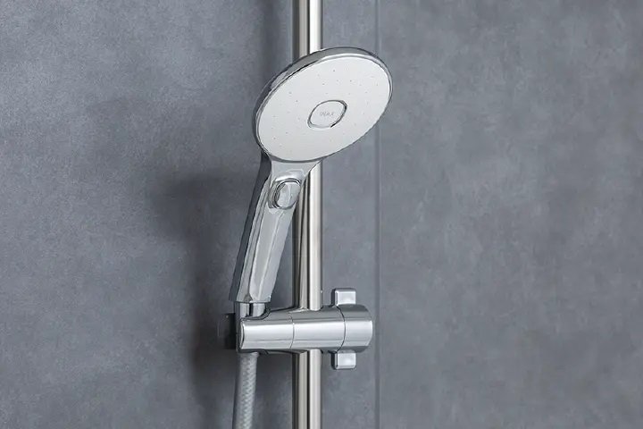 スイッチ付エコアクアシャワー