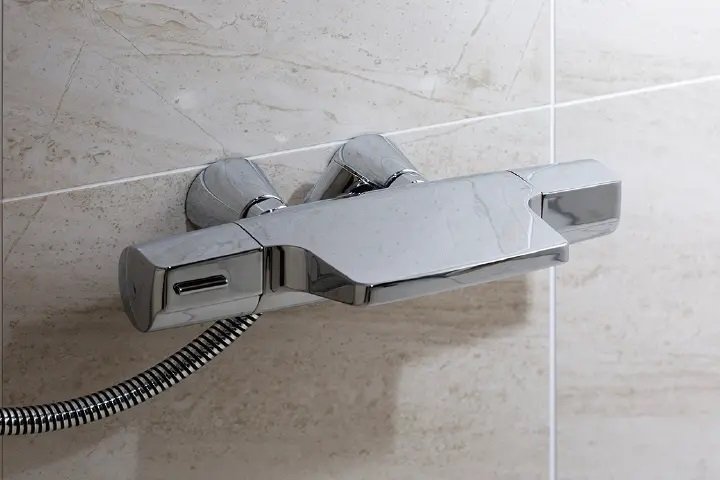 壁付サーモ水栓