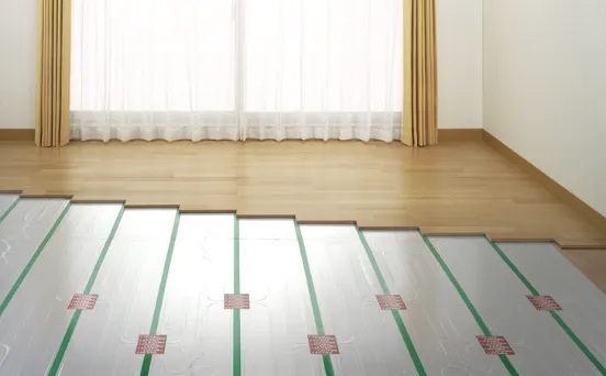 ガス温水式床暖房「ヌック」