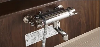 サーモスタット付混合
水栓&浴室カウンター