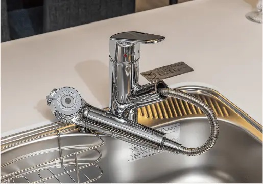浄水器一体型ハンドシャワー水栓