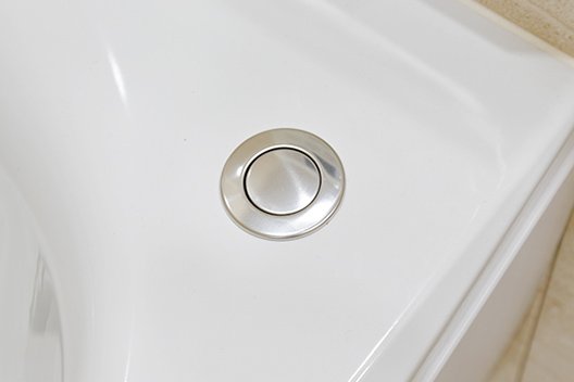 ワンプッシュ排水栓