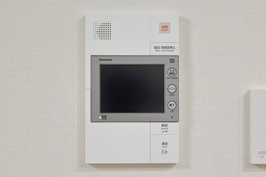 カラーモニター付
ハンズフリーセキュリティインターホン