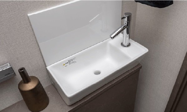 トイレ手洗いカウンター