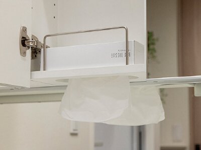 鏡を閉じたまま取り出せる
ティッシュボックス置場