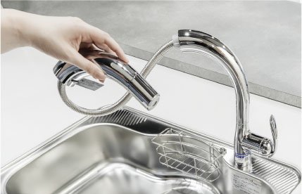 浄水器付きハンドシャワー水栓