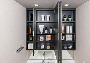 三面鏡収納