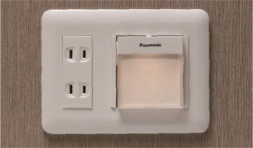 ホーム保安灯（Cタイプのみ。）