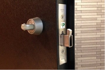 防犯サムターン・鎌付きデッド錠