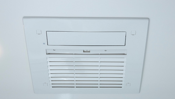 浴室暖房換気乾燥機