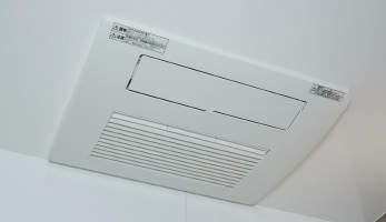 浴室暖房換気乾燥機
