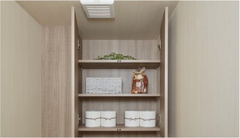 トイレ吊戸棚