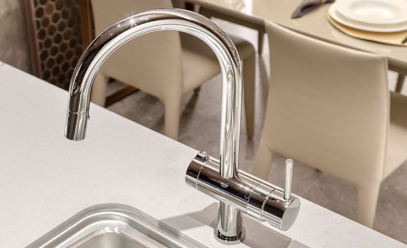 アンダーシンクタイプ浄水器一体型水栓（90㎡以上の住戸）