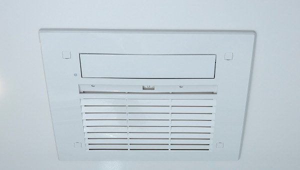 浴室暖房換気乾燥機